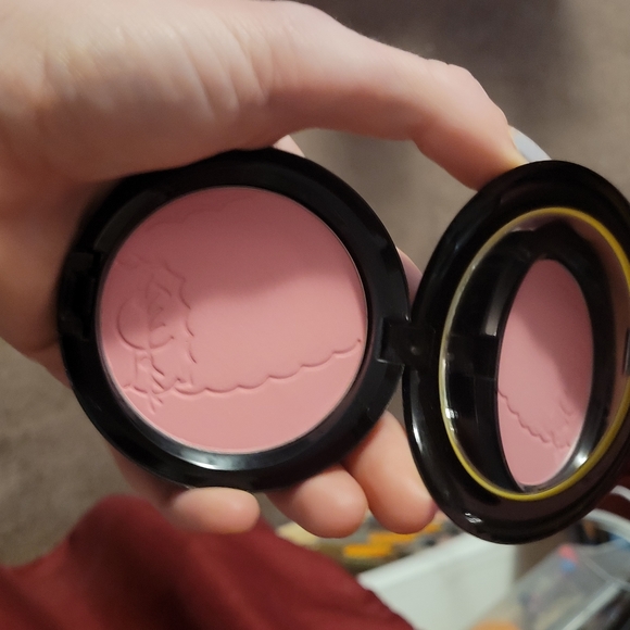 🤾 2X HOST PICK!🤾 3-PIECE SET💄MAC Special Edition | The Simpsons Marge Makeup - Picture 8 of 8